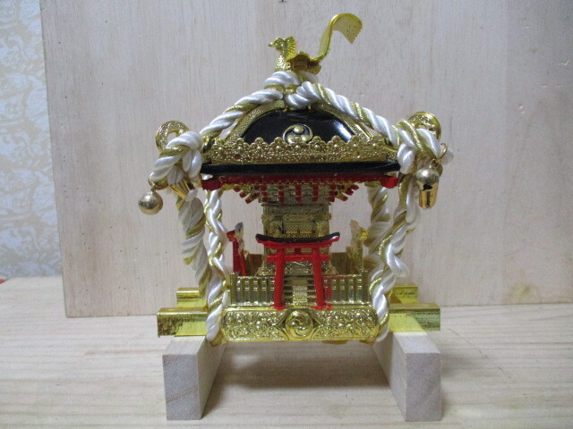 Y163-151W 置物 神輿 プラスチック 高さ約15.5cm 中古  (T20-右)拍卖