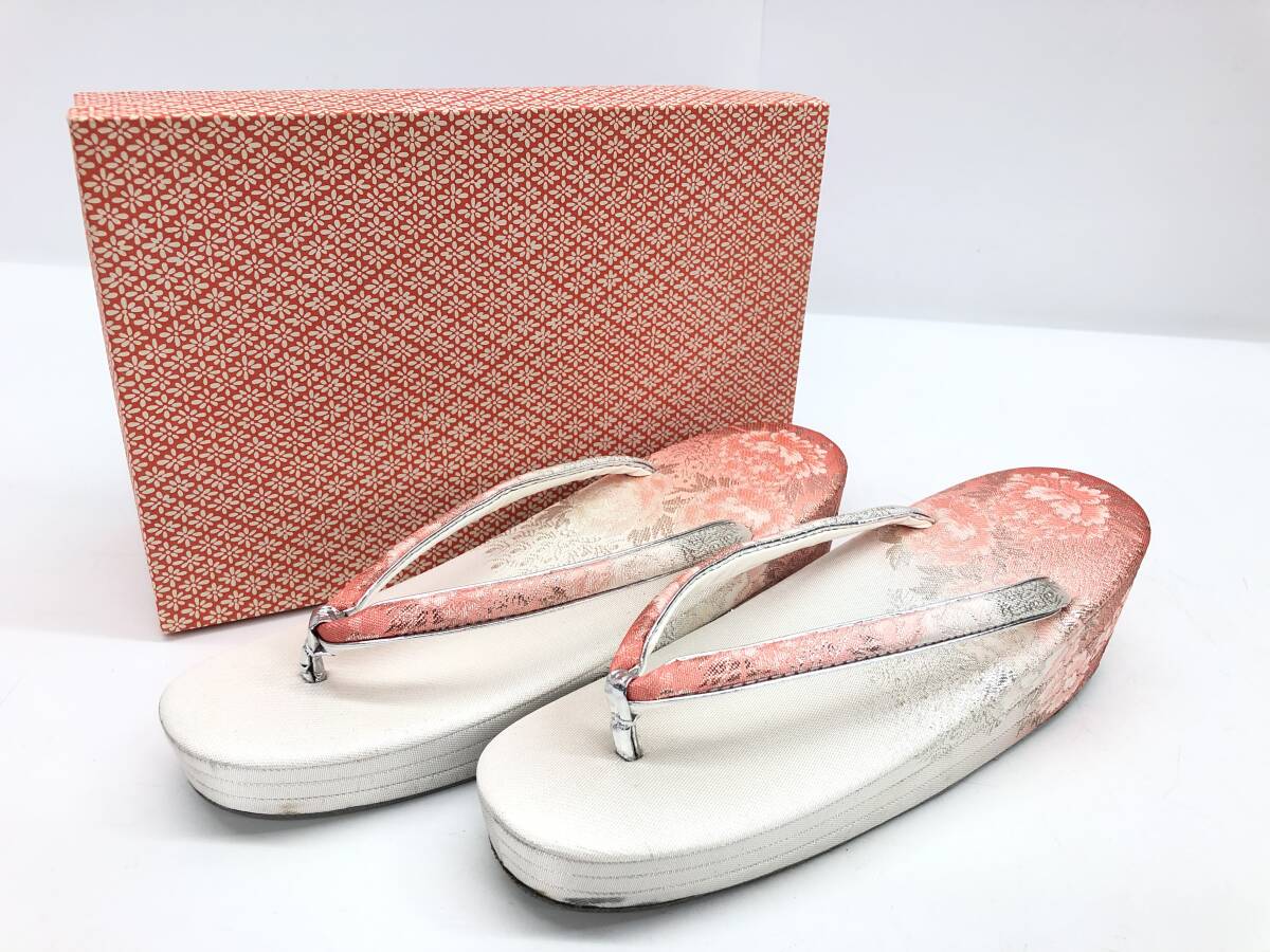 一度使用 鳳苑 女性用 草履 履物 ピンク×ホワイト 全長23.5㎝ ヒール高さ5.5㎝ 振袖 着物 和服 和装小物 拍卖