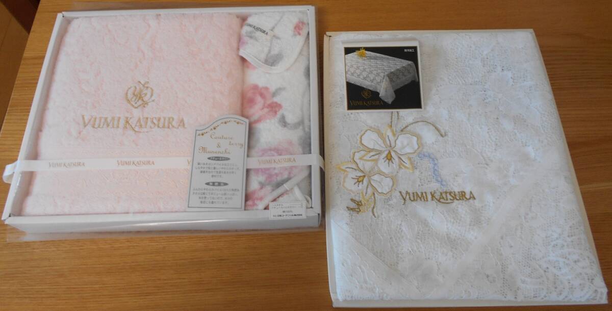 ■桂由美/YUMI KATSURA【テーブルクロス/バスタオル/ハンドタオル/3点セット】未使用品/発送時は箱なしで♪拍卖