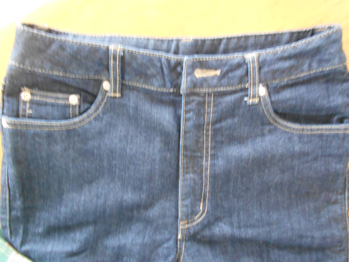 ☆ 未使用 レディース・W73㎝7分丈ジーンズ ☆拍卖