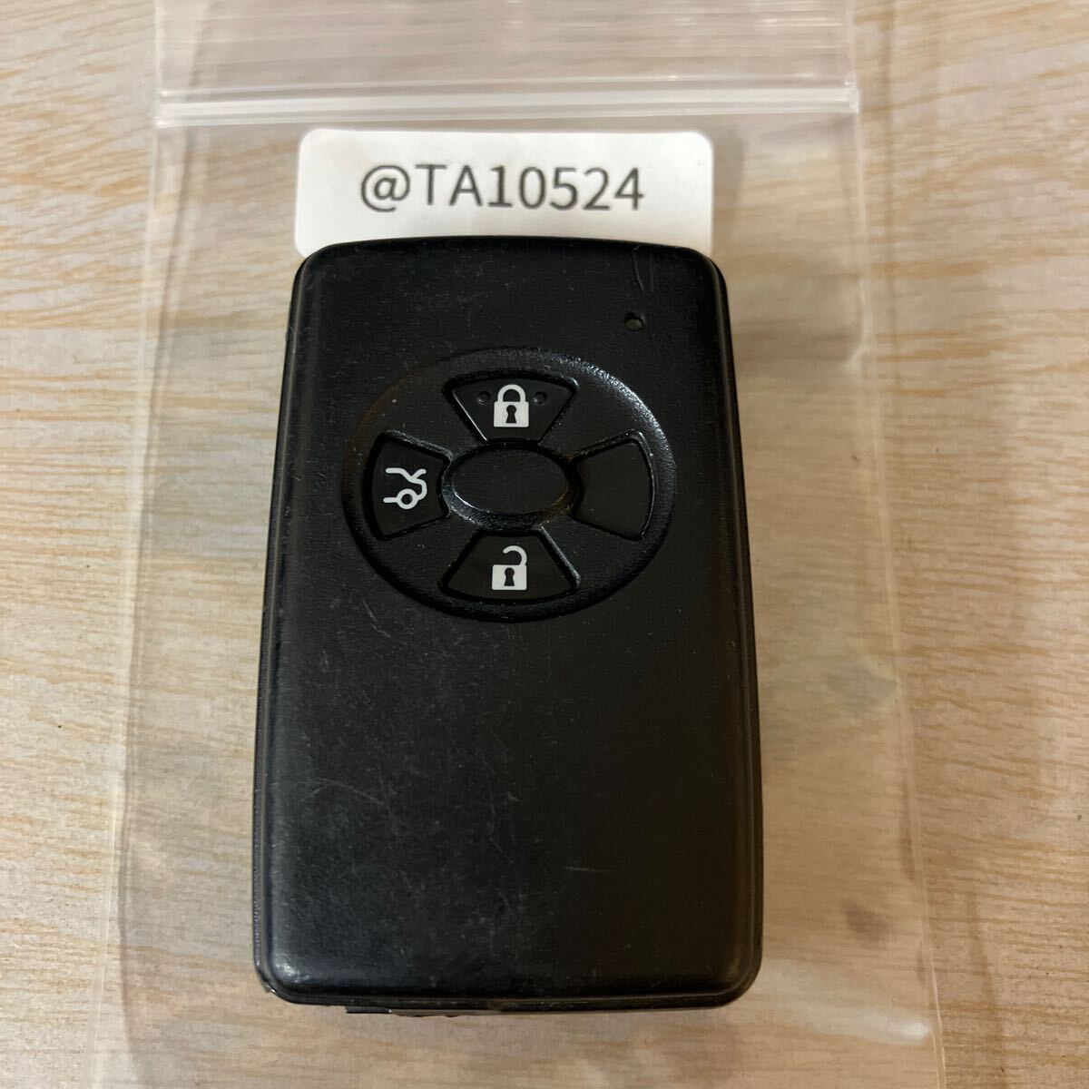@TA10524 トヨタ 純正 271451-0500 スマートキー 3ボタン 後期 GRS180 クラウン ロイヤル アスリート ノア ヴォクシー アイシス等キーレス拍卖