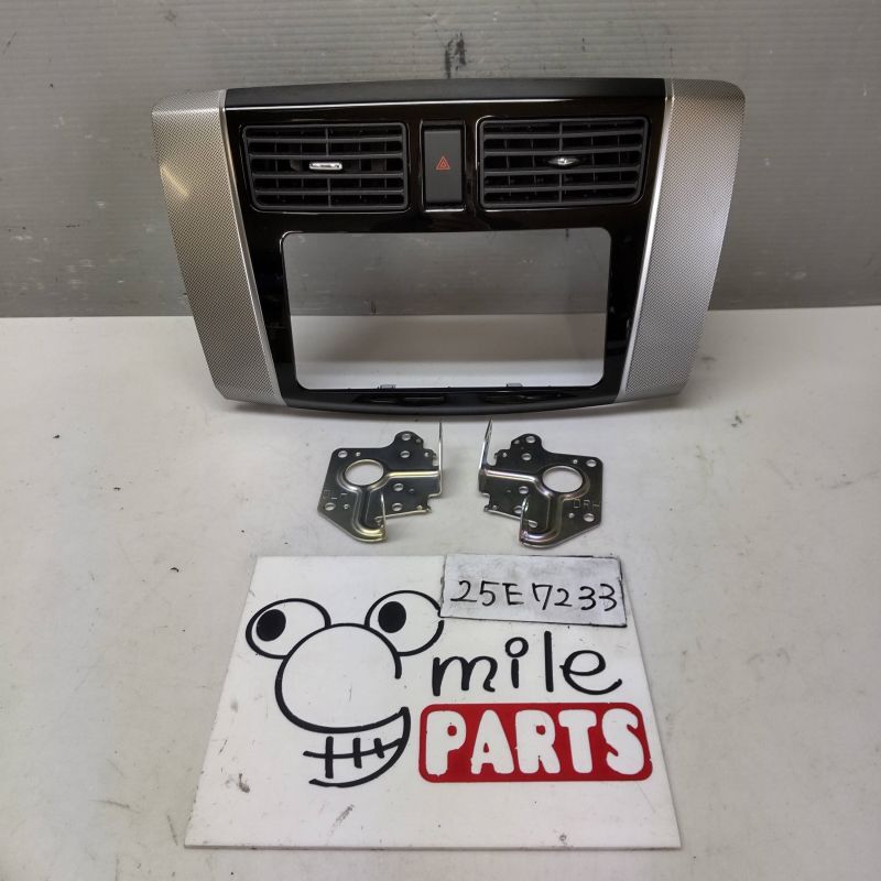 LA100S ムーヴ 純正 オーディオパネル(ステー付) 1D3-2-6/25E7233*同梱不可拍卖