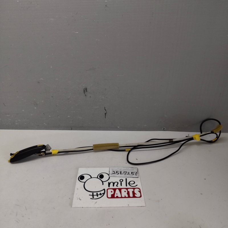 B11W ekワゴン 純正 アンテナ 2Z7-17-4/25E7251*同梱不可拍卖