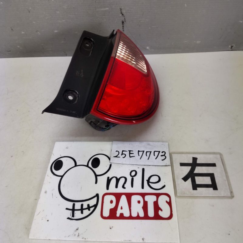 HE33S ラパン 純正 右テールランプ 1D1-22-1/25E7773*同梱不可拍卖