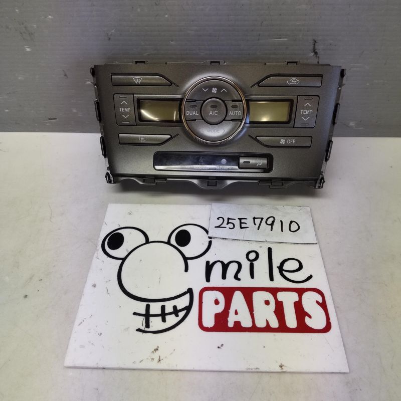 ZRE152H/ZRE152 オーリス 純正 エアコンスイッチパネル 1A1-19-6/25E7910*同梱不可拍卖