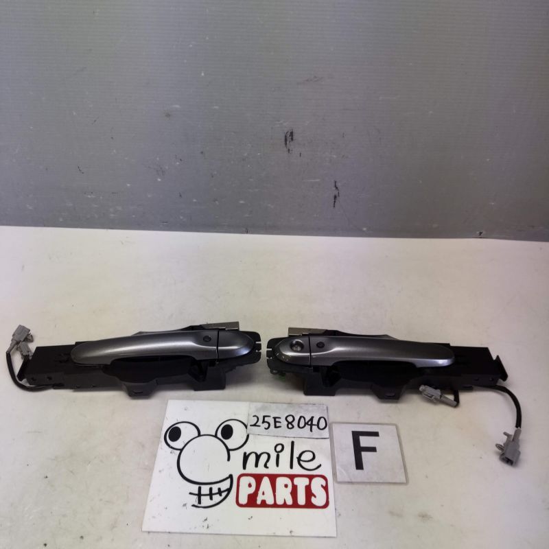 E12 ノート 純正 左右フロントアウターハンドル 1A8-2-1/25E8040*同梱不可拍卖