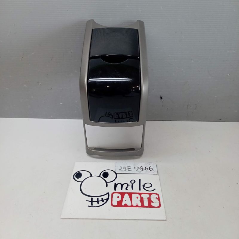 NHW20 プリウス 純正 コンソールドリンクホルダー(フロント) 2Z3-23-6/25E7966*同梱不可拍卖