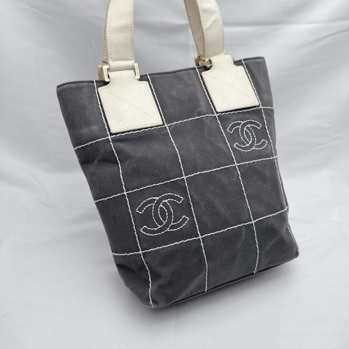 a470 CHANEL シャネル チョコバーステッチ ココマーク ハンドバッグ キャンバス 8番台拍卖