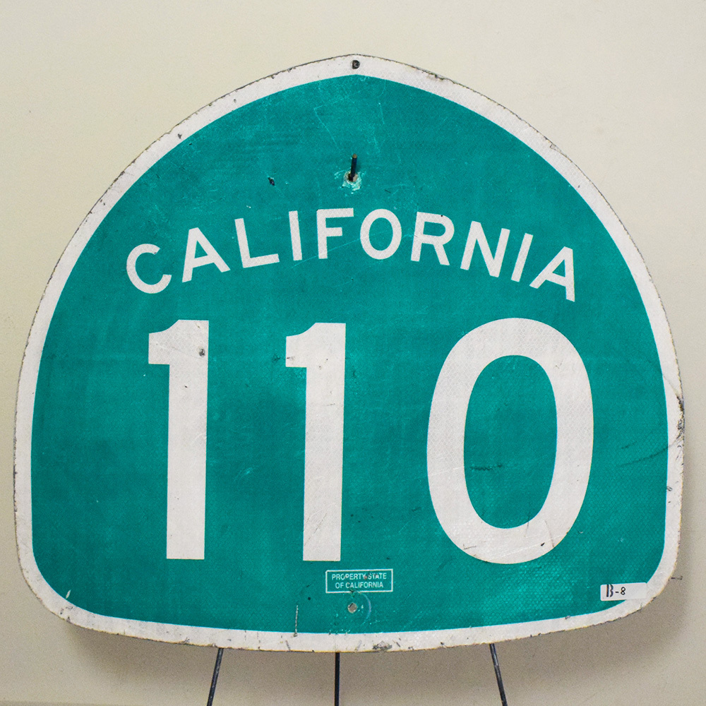 【CALIFORMIA ヴィンテージ看板】ロードサイン カリフォルニア 110 /ハイウェイ サインプレート vintage USA直輸入 アメリカン雑貨拍卖