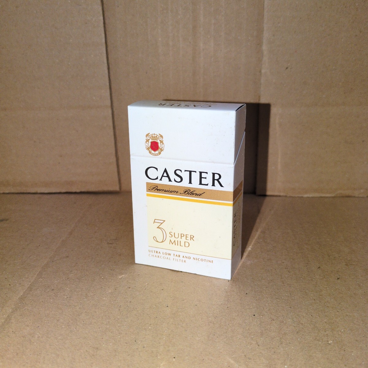 CASTER Premium Blend 3 SUPER MILD 模型拍卖