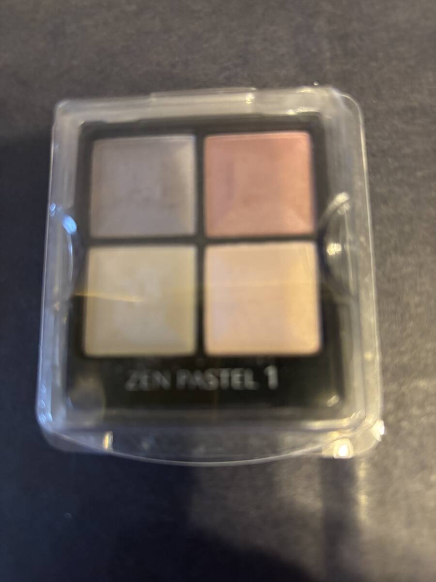 ★ジバンシィ★アイシャドウカルテット★1 ZEN PASTEL拍卖