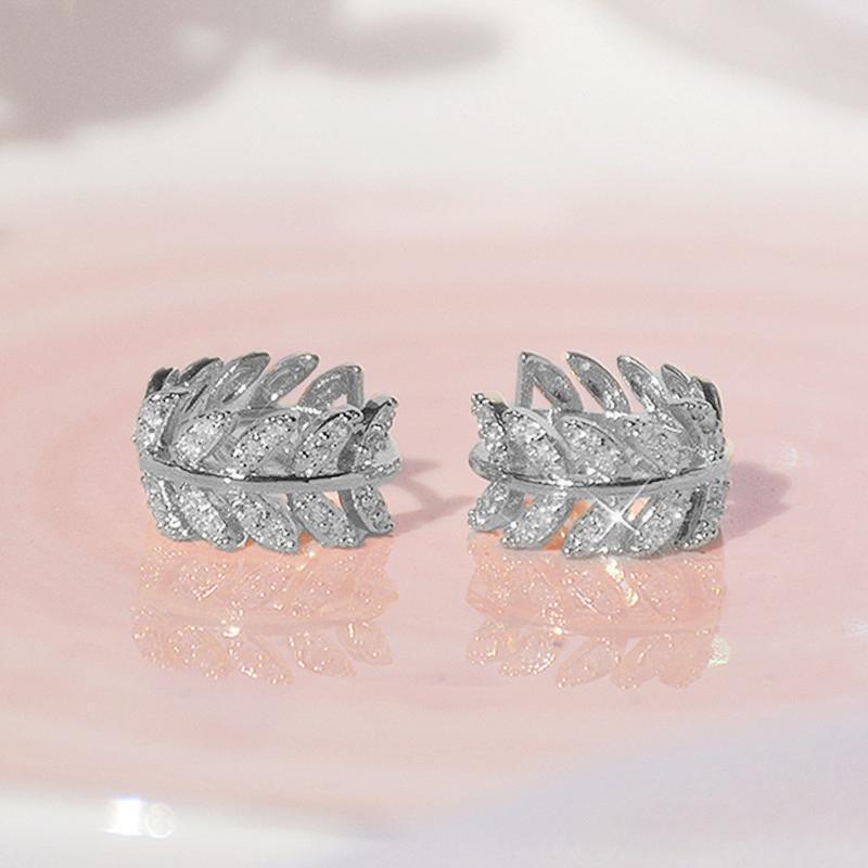 繊細な輝き◇リーフデザインフープピアス◇シルバー拍卖