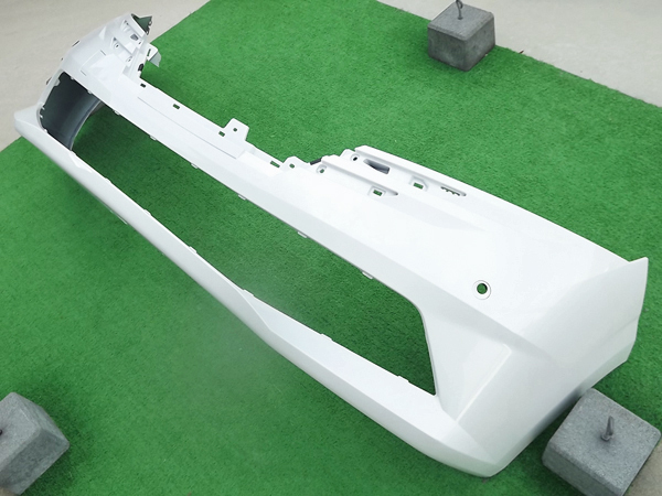 ★微損,送料安,ホワイトパール,後期★ノートE13/SNE13フロントバンパー★純正,白★Re:P拍卖