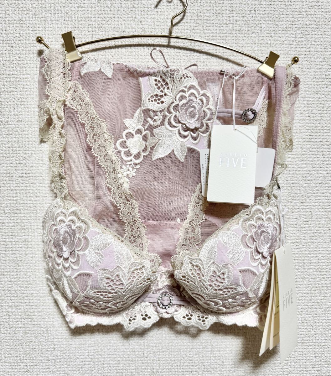 スタディオファイブ プラチナレーベル 【大和撫子】ブラC75&ショーツL PI 新品タグ付き拍卖