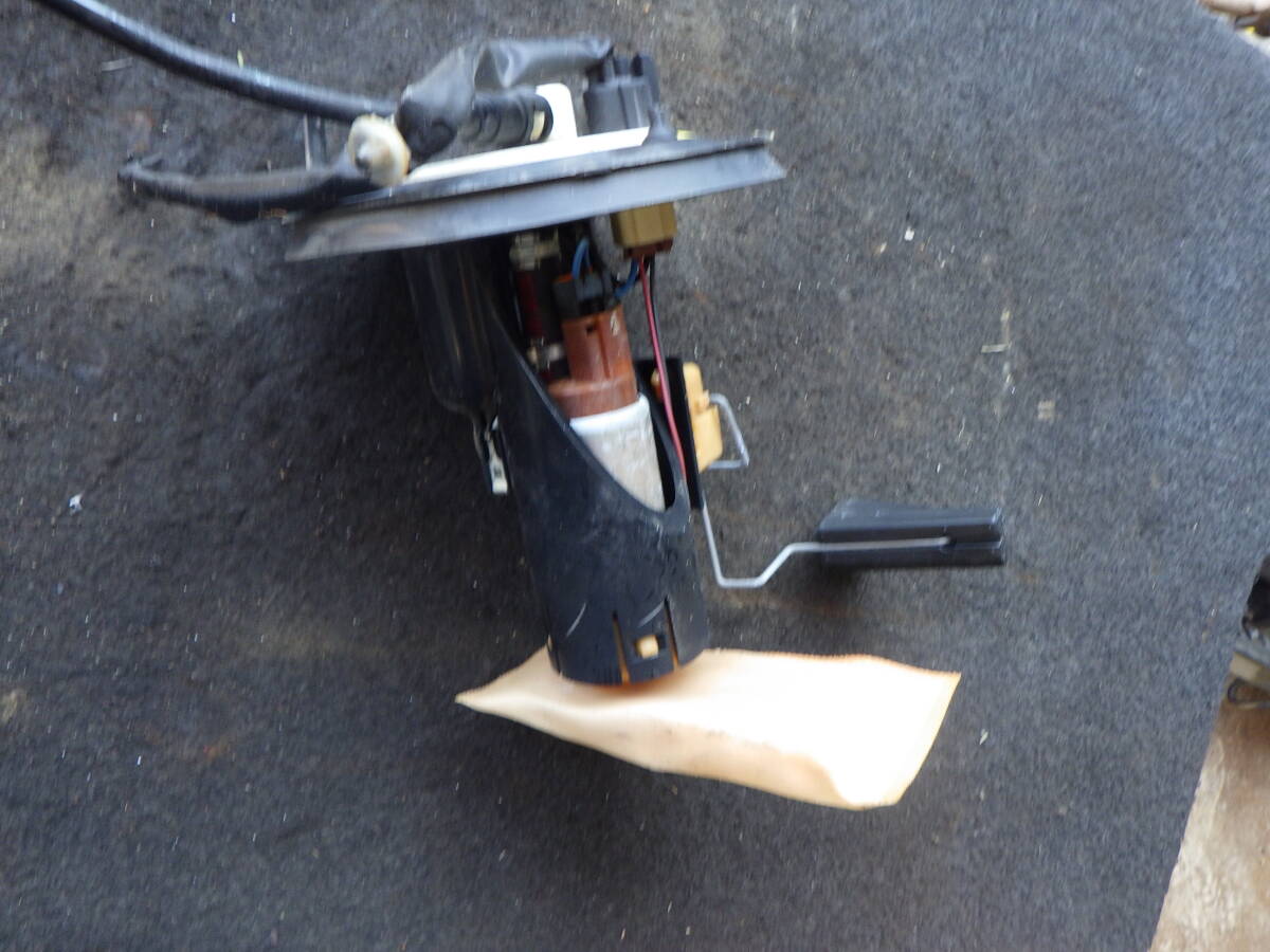 杉B9 即決! HM1 バモス 燃料ポンプ拍卖