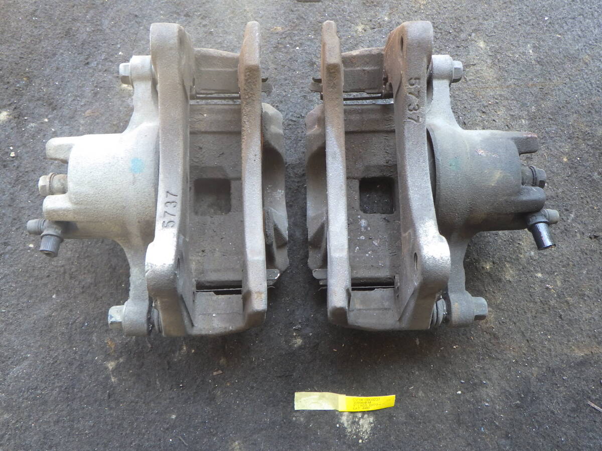 杉B6 即決! CV1W デリカ D5 ブレーキキャリパー拍卖