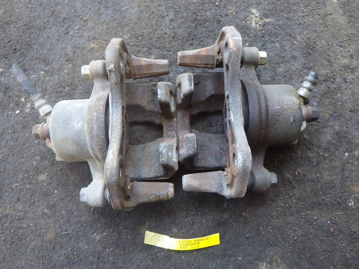 杉B6 即決! L575S ムーヴ コンテ ブレーキキャリパー拍卖