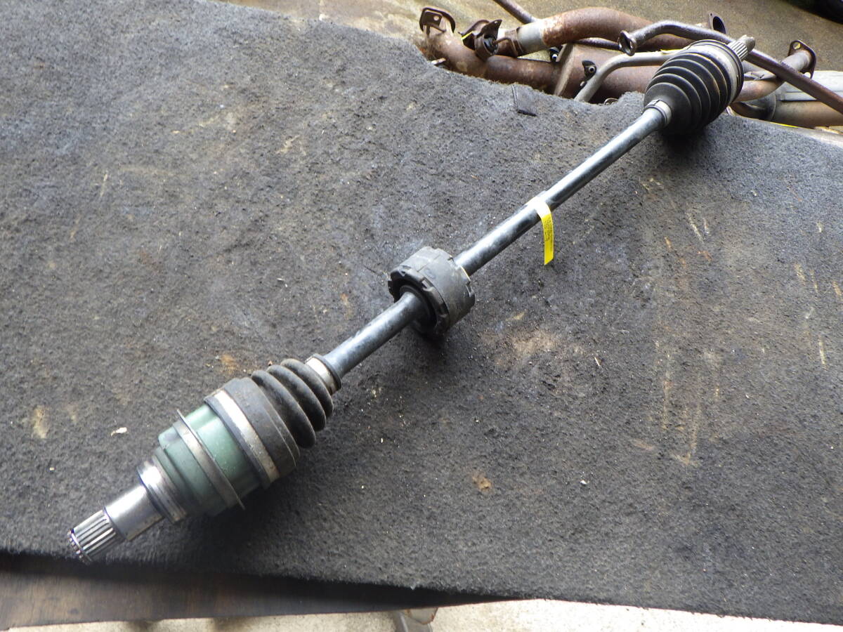 杉B2 即決! LA100S ムーヴ 右 ドライブシャフト拍卖