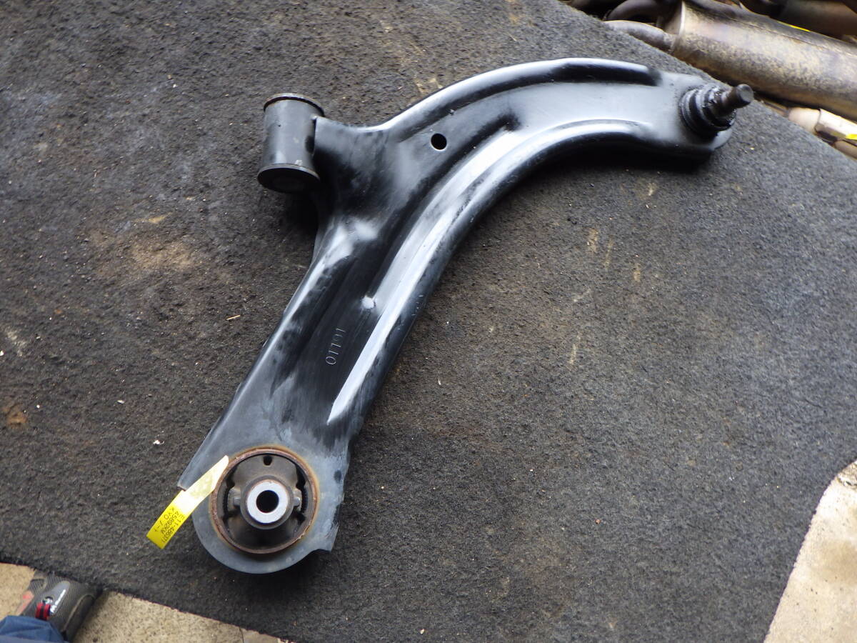 桜20 即決! E11 ノート 右 ロアアーム拍卖