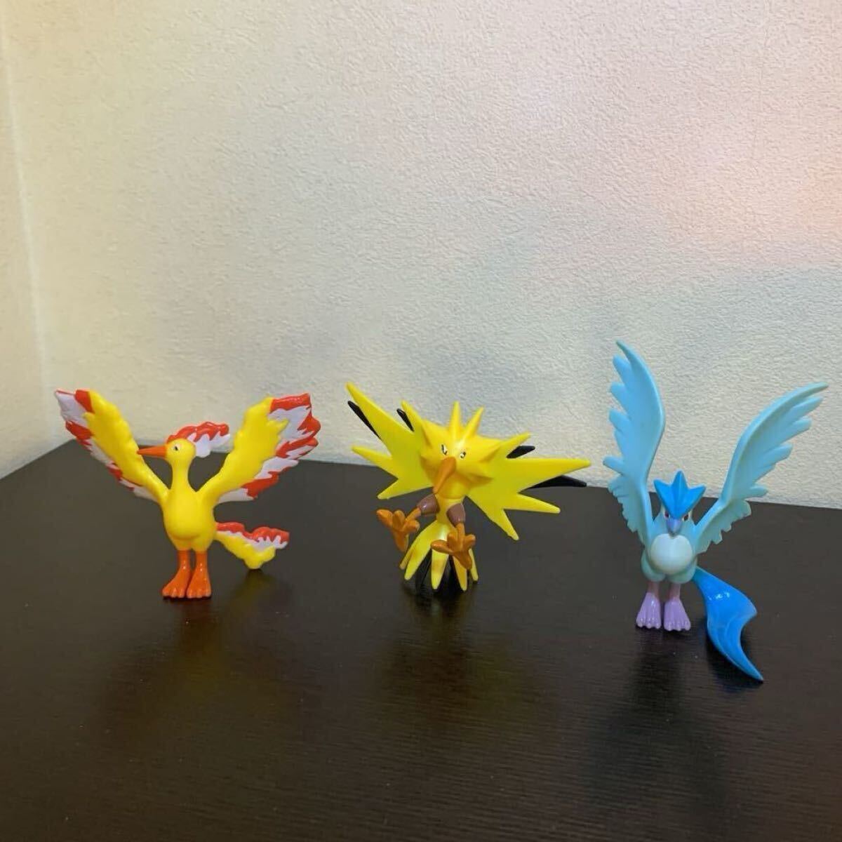 ポケモンモデル 2001 2. ファイヤー 3. フリーザー 4. サンダー 中古品 ポケットモンスター フィギュア ポケモン拍卖