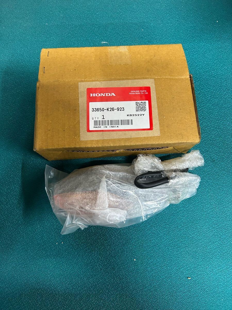 HONDA グロム125 ホンダ純正部品 新品 ウインカー リヤウインカーL ASSY ホンダ 33650-K26-923 未使用 グロム GROM拍卖