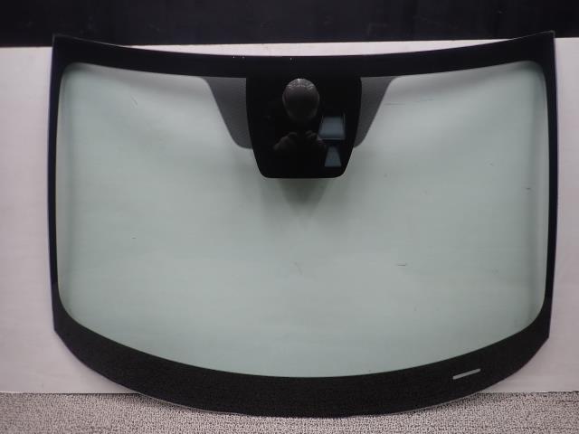 デミオ DBA-DJ3FS フロントウインドガラス 42M D09P-63-900C拍卖