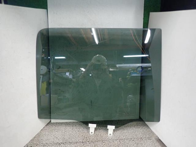 スペーシア 5AA-MK53S 右リアドアガラス ZJ3 84503-79R00拍卖
