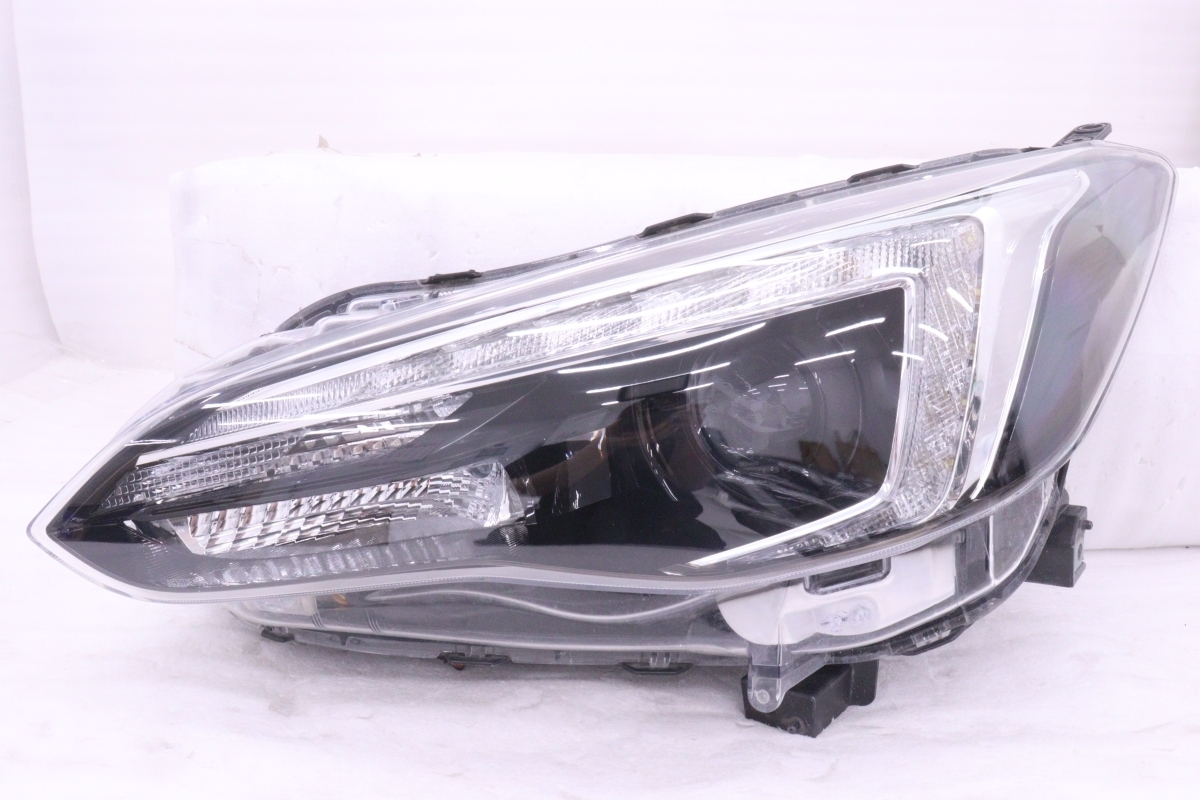 56-2237★美品 前期 LED GK2 インプレッサ★左ヘッドライト ICHIKOH 1923 打刻:5D ユニット ブラック 純正★スバル (UK)拍卖