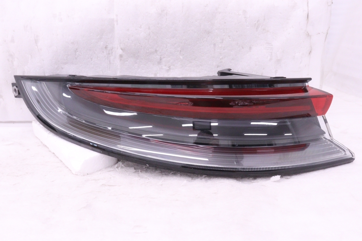 56-1349★未使用品★LED 971 ポルシェ パナメーラ★左テールライト 971.945.095.AE 純正 (YM)拍卖