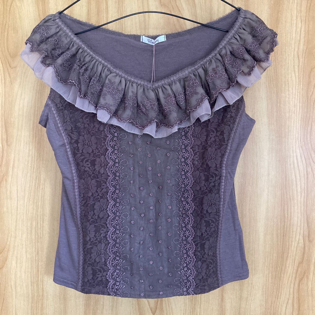 ★★タグ付き 未使用★★ ブラウン レース ノースリーブ トップス フリル 大人可愛い 定価7000円拍卖