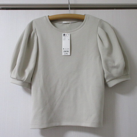 【GU】ジーユー ボリュームスリーブTシャツ (5分袖) ベージュ/Mサイズ拍卖