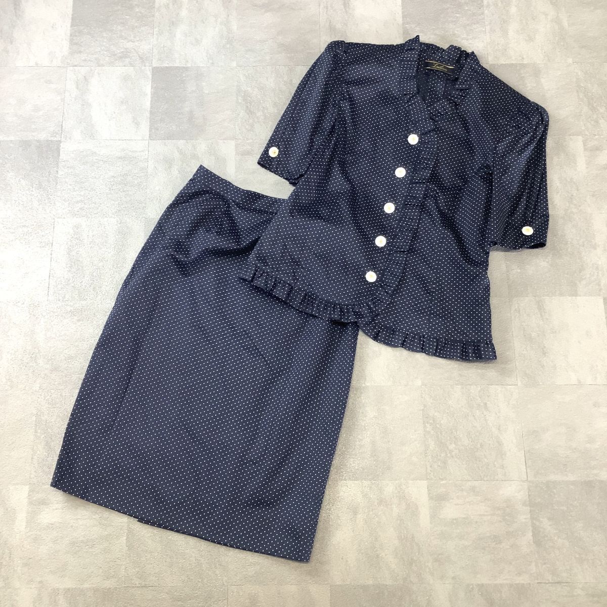 美品 Leilian レリアン ドット柄 半袖 サマージャケット 上下セットアップ レディース 7号 ネイビー拍卖