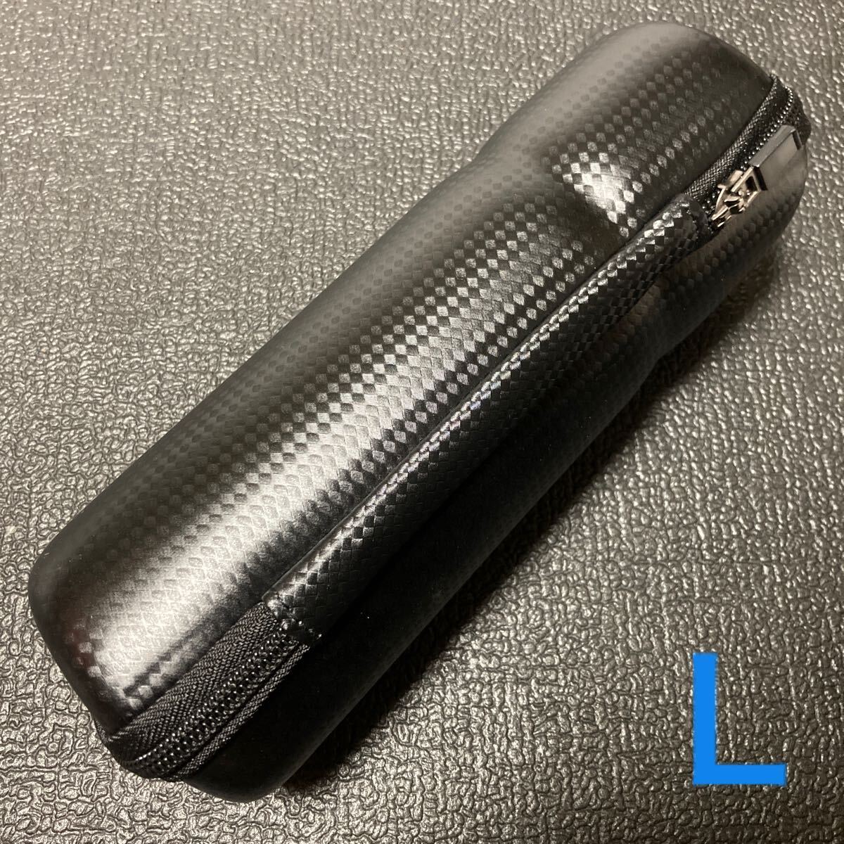 ☆ 新品・簡易梱包特価! 自転車 ボトル型ツールケース カーボン柄 Lサイズ ☆拍卖