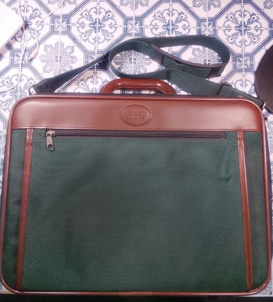 ALOPS 2WAYビジネスバッグ PCケース 書類鞄 A4収納可 多機能ポケット ショルダー付 緑 グリーン×ブラウン レトロデザイン 100サイズ拍卖
