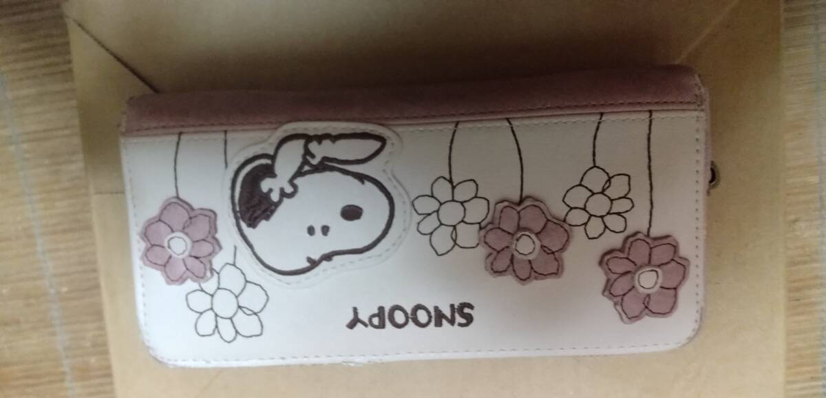 長財布 スヌーピー Snoopy ピーナッツ パッチワーク 中古 ※ジャンク扱い 金具破損不足拍卖