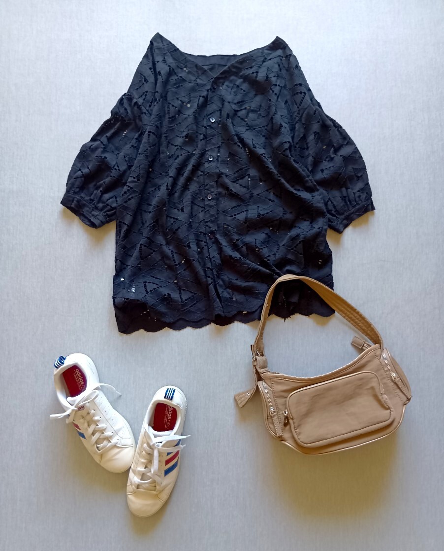 ケービーエフ KBF 前後 2WAYレースプルオーバー アーバンリサーチ 拍卖