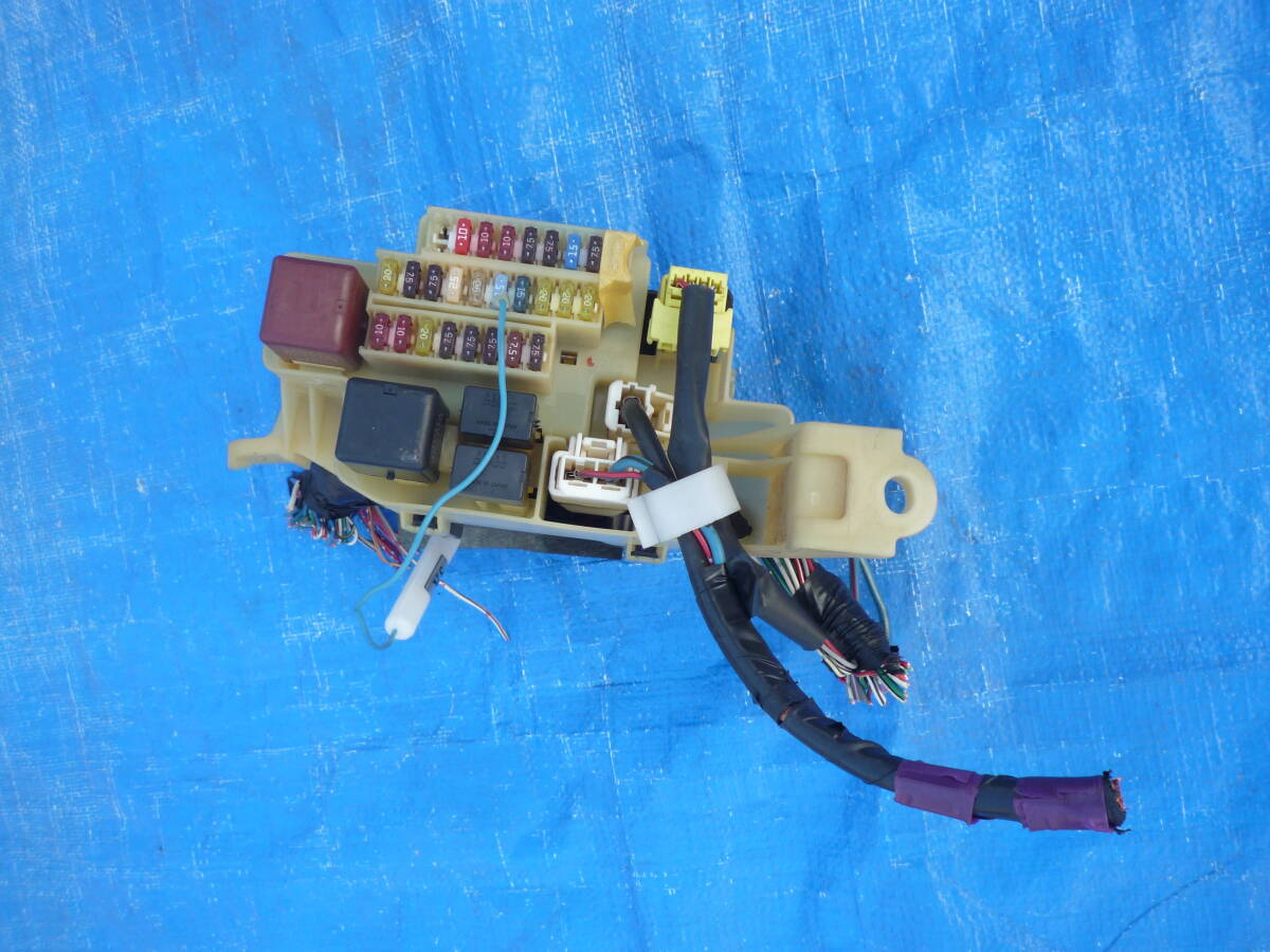トヨタ MR-S TA-ZZW30、ヒューズボックス拍卖