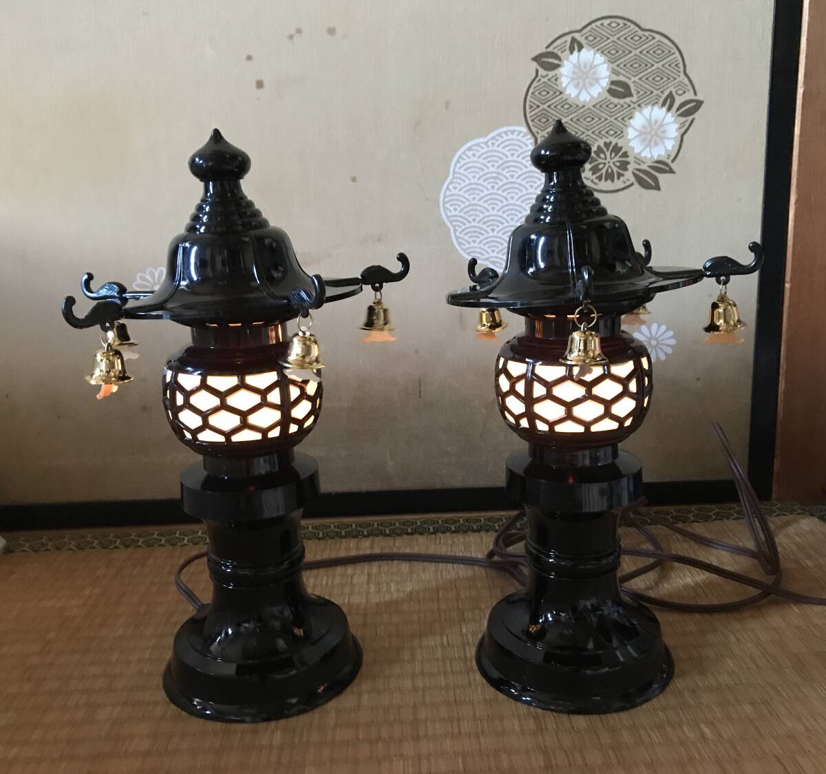 丸灯籠 黒 風鈴付 10号拍卖