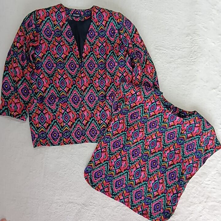 【シルク100%】ヴィンテージ 昭和レトロ T.O.835 派手柄 アフリカン柄 アンサンブル ピンク系 9号 ★1000拍卖