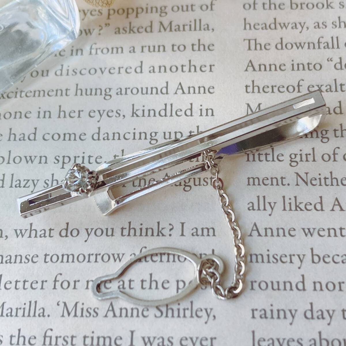 ヴィンテージタイピン タイバー ダイヤモンド調 シルバー ネクタイピン 細目 シンプル 美品☆vintage jewelry accessoriesR091 拍卖