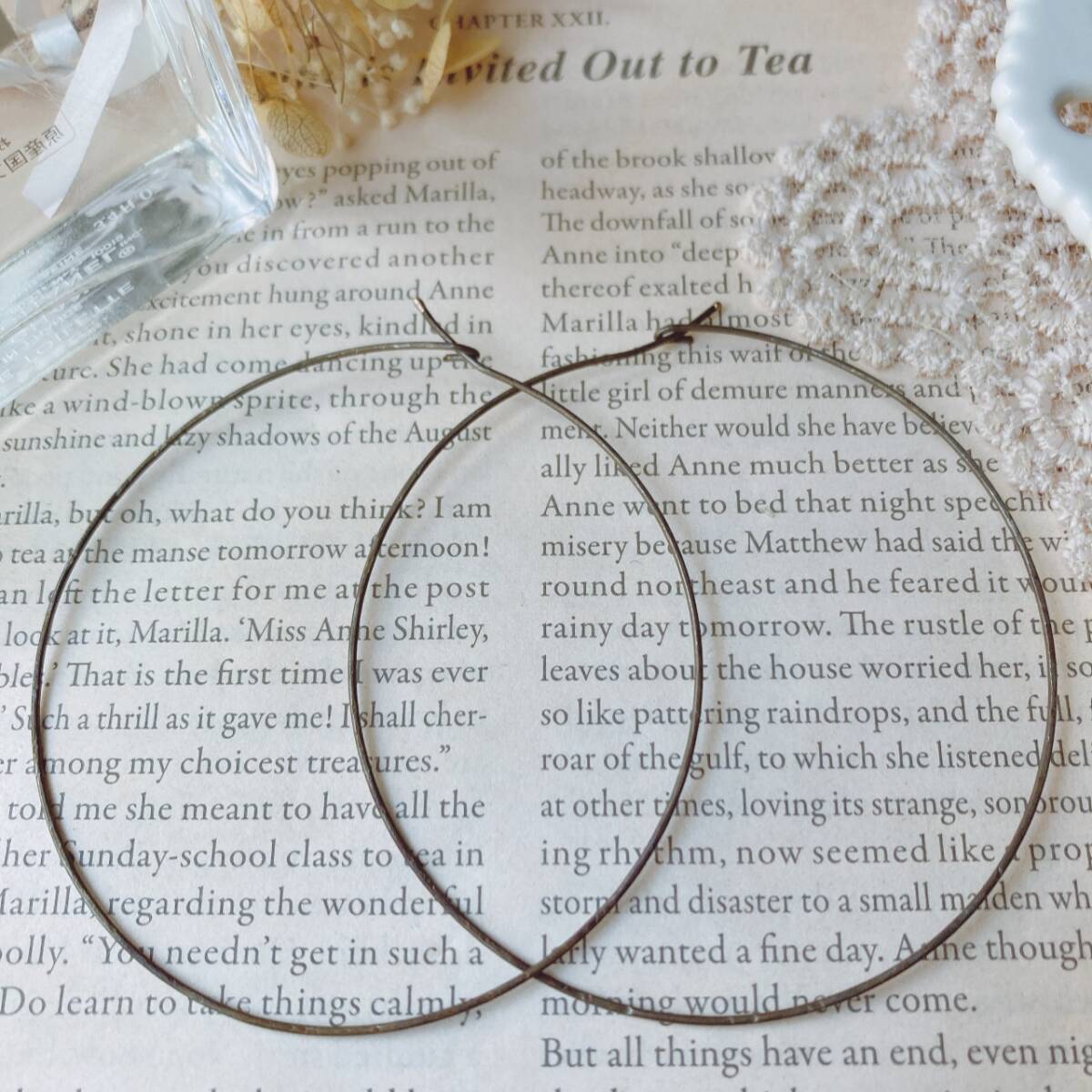 ピアス くすみ アンティークゴールド フープピアス シンプル 細目 大き目 6.3cm 未使用品☆vintage jewelry accessoriesR0941拍卖