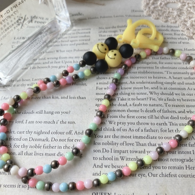 キーチェーン ニコちゃん スマイリー ストラップ カラフルポップ ビーズ 美品☆vintage jewelry accessoriesR0682拍卖