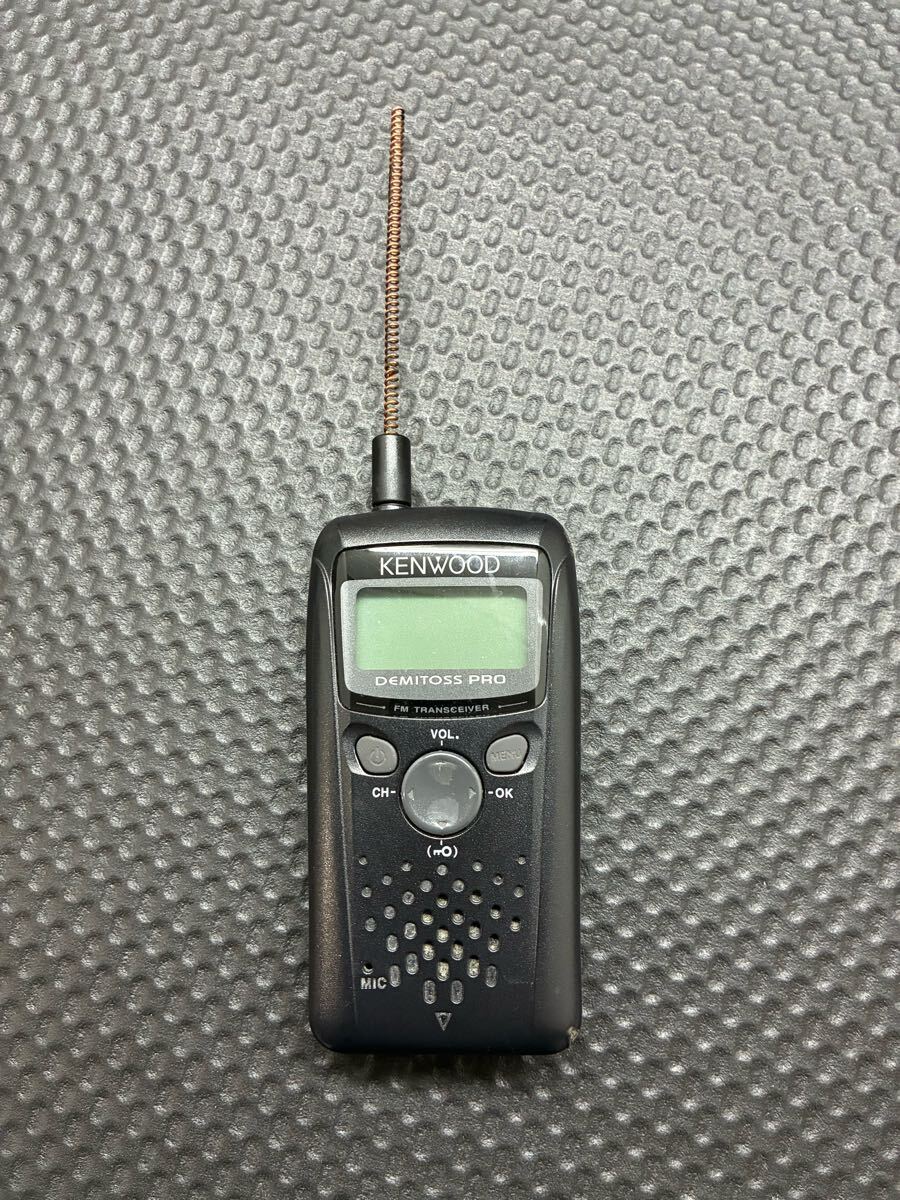 KENWOOD UBZ-BM20R DEMITOSS PRO ケンウッド 特定小電力ハンディトランシーバー 動作未確認拍卖