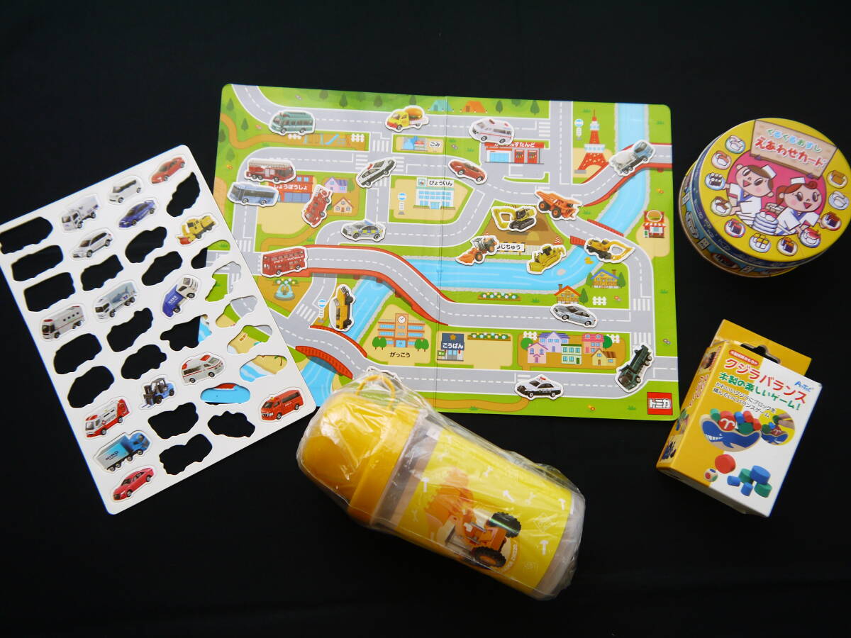 ☆◆中古なのでお安く 同梱可♪カードゲーム バランスゲーム 水筒 ほか 幼児用品 4点セット◆☆拍卖