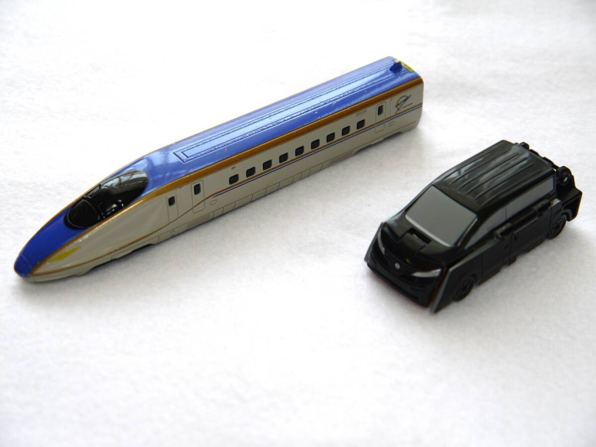 ☆◆中古なのでお安く おまとめ発送可♪ 乗り物系玩具 2点セット E7系新幹線 VooV マラミュート ウルトラマンギンガS◆☆拍卖