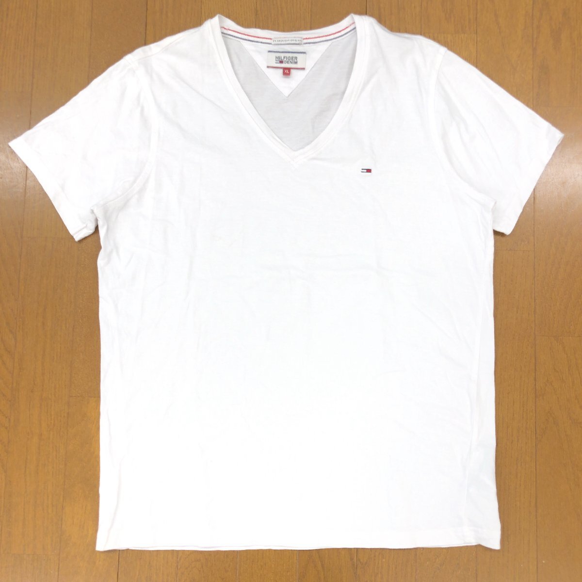 HILFIGER DENIM ヒルフィガーデニム フラッグロゴ刺繍 ショートスリーブ Vネック Tシャツ XL 白 トミーヒルフィガー 特大 大きい 2L LL拍卖