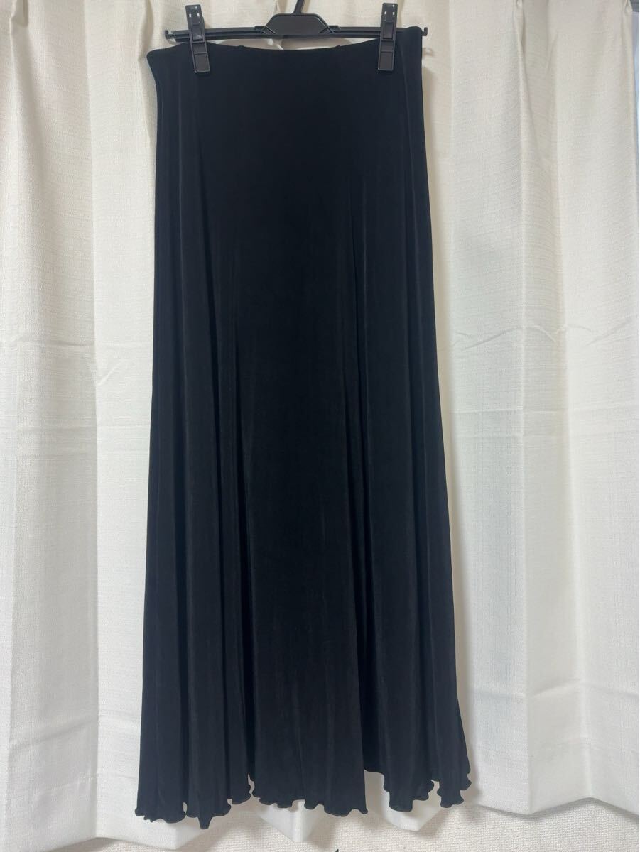 ロングスカート☆レディース☆ ブラック系☆ 黒系☆フレアロング☆伸縮性あり☆ステージ衣装☆舞台☆フォーマル☆L〜☆ウエスト総ゴム☆拍卖
