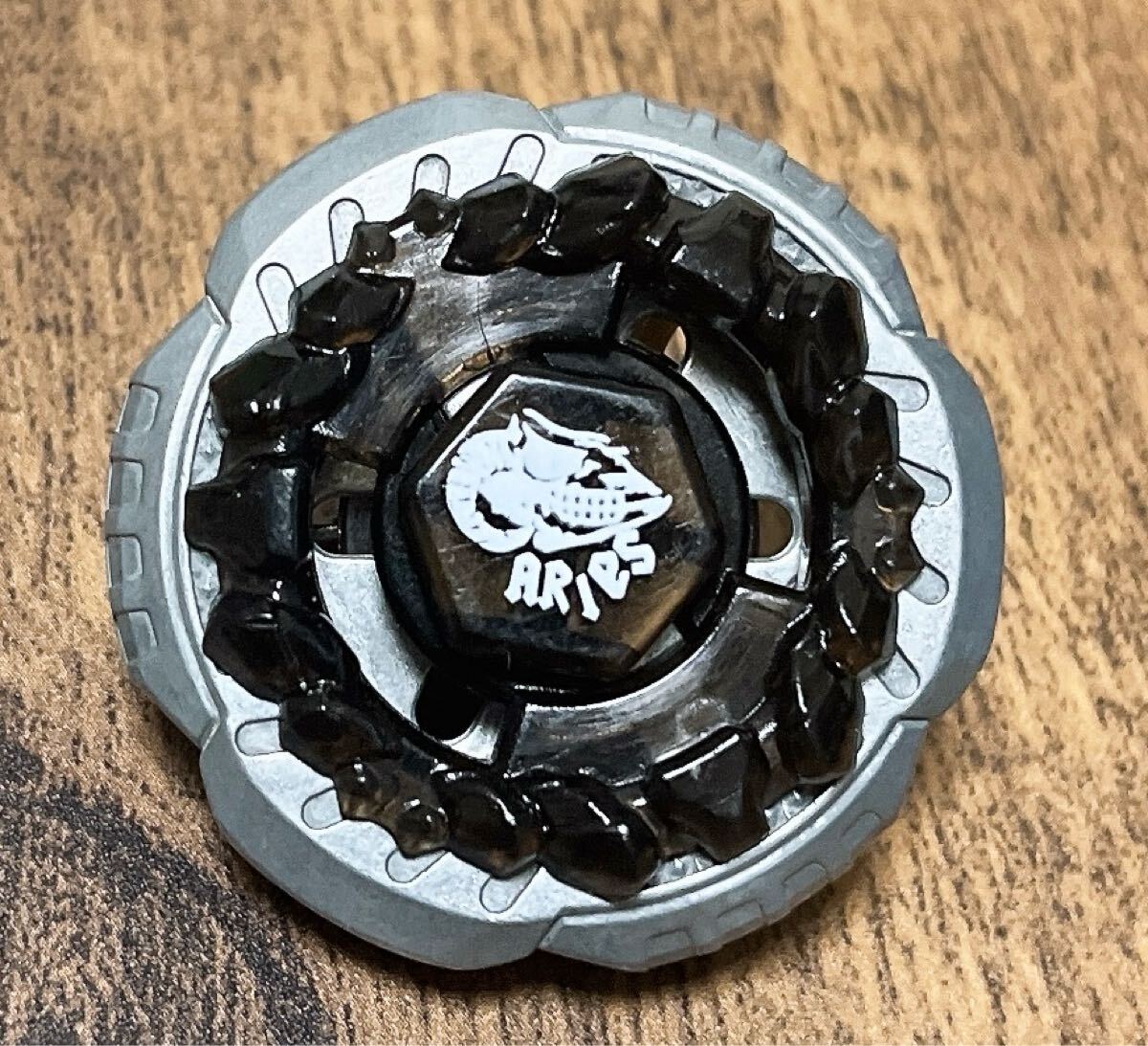 ロックアリエス 限定ブラックver メタルファイトベイブレード beyblade 国内正規品拍卖