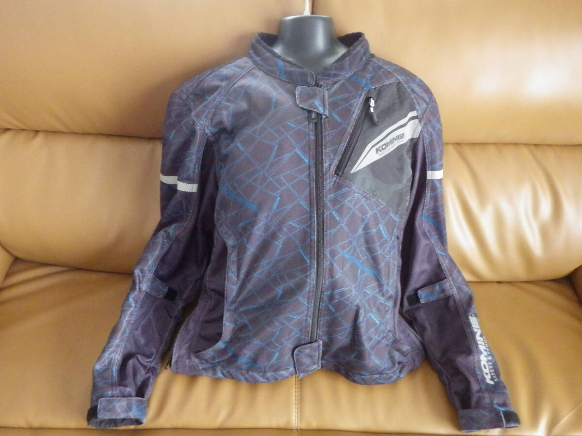 美品!KOMINE コミネのメッシュジャケット 幾何学デザインがオシャレでカッコいいジャケット拍卖