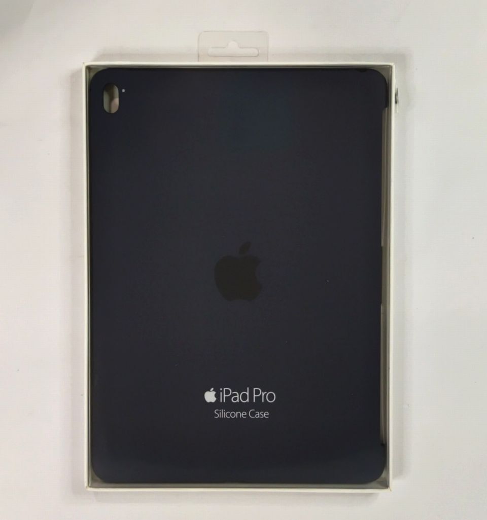 【送料無料】Apple 純正 iPad Pro 9.7インチ用 シリコーンケース ミッドナイトブルー MM212FE/A(Midnight Blue シリコン カバー)拍卖